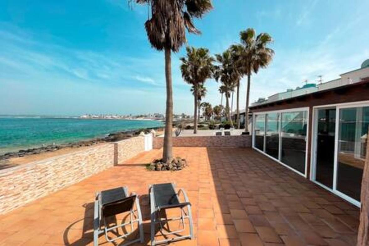 Corralejo Beach Villa San Antonio- Private Heated Pool, Breathtaking Sea View, Bbq, Fast Wifi By Amazzzing Travel Exteriör bild